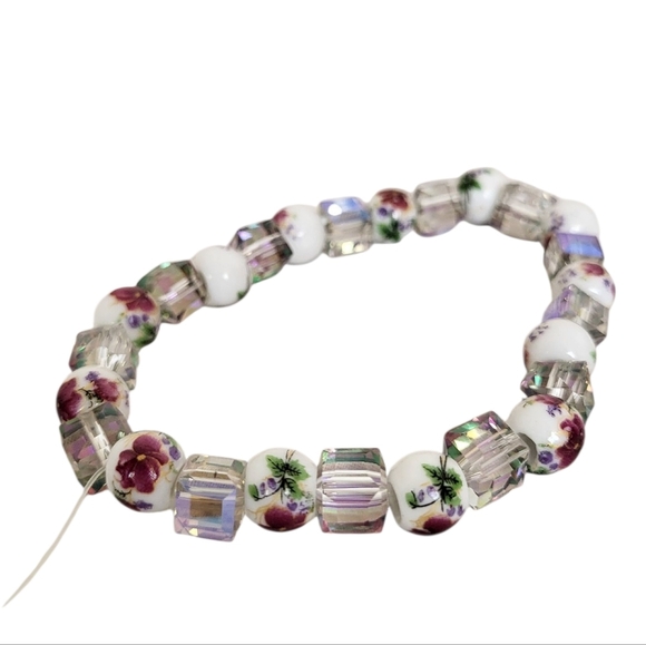 Sparkling Crystal Cubic Transparent Peony Floral Ceramic Stretch Bracelet - Picture 5 of 6